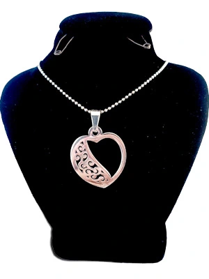 heart-design-silver-necklace-7357.webp